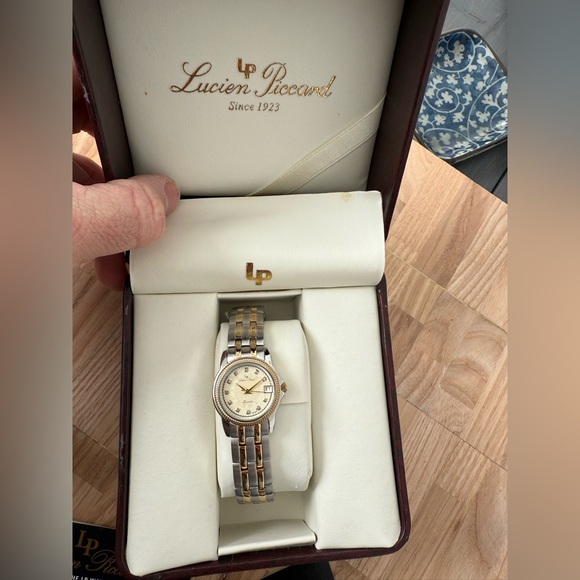 Lucien Piccard Diamond New IOB Ladies Watch Two-Tone Case Bracelet Gold Dial main image 11